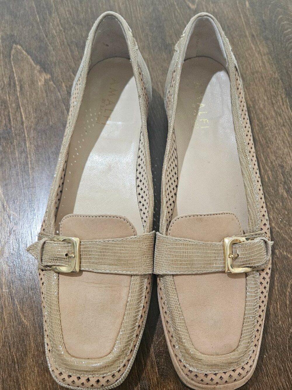 Tan summer loafers by Amalfi